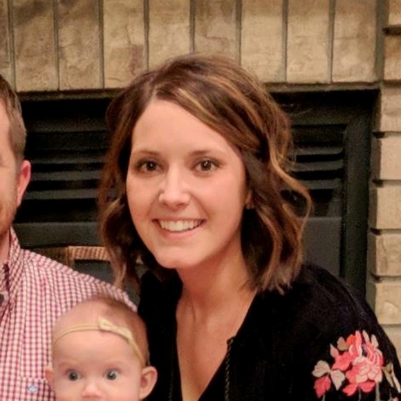 Meet your Posher, Jessica - Picture 1 of 1